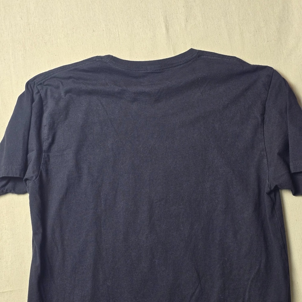 Nike PLGQ Men's T-Shirt Size Large Black Colorful Abstract Graphic Tee - Picture 11 of 12